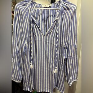 Vineyard Vines Blue and White Striped Blouse Size Medium Long Sleeve